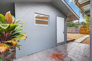 2500 SW 18th Terrace, Fort Lauderdale, FL 33315 - Photo 1