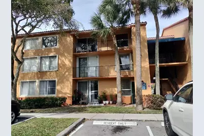 10781  Cleary Blvd, Unit #207, Plantation, FL 33324 - Photo 1
