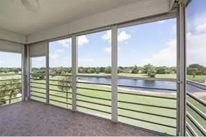 808  Cypress Blvd, Unit #504, Pompano Beach, FL 33069 - Photo 1