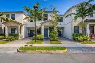 1616 SW 28th St, Fort Lauderdale, FL 33315 - Photo 1