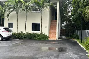 816 NW 3rd St, Fort Lauderdale, FL 33311 - Photo 1