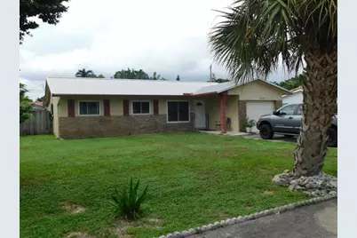 2233 NW 3rd Ave, Boca Raton, FL 33431 - Photo 1