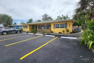 2032 NE 26th St, Wilton Manors, FL 33305 - Photo 1