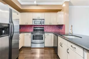 533 NE 3rd Ave, Fort Lauderdale, FL 33301 - Photo 1