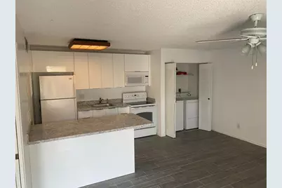 645 Executive Center Drive #R202, West Palm Beach, FL 33401 - Photo 1