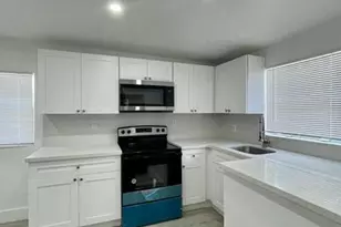 1033 NW 3rd Ave, Fort Lauderdale, FL 33311 - Photo 1