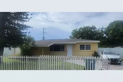 710 NW 176th Ter, Miami, FL 33169 - Photo 1