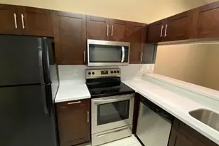 19213 Glenmoor Dr, West Palm Beach, FL 33409 - Photo 1