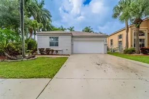 6359 Stonehurst Cir, Lake Worth, FL 33467 - Photo 1