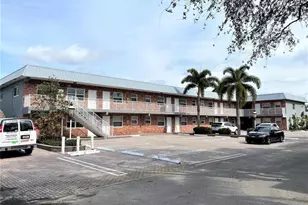 853 SE 4th Ct, Deerfield Beach, FL 33441 - Photo 1