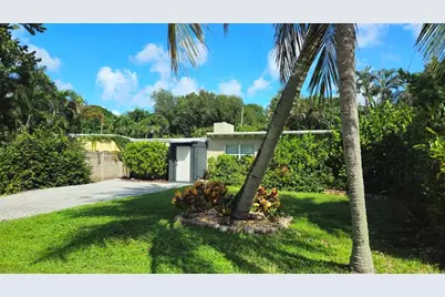 1725 SW 14th St, Fort Lauderdale, FL 33312 - Photo 1