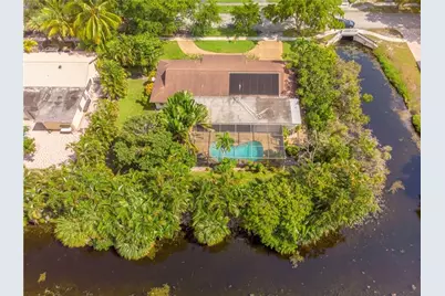 1701 SW 75th Terrace, Plantation, FL 33317 - Photo 1