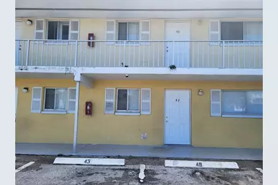1501  Crescent Cir, Unit #E43, West Palm Beach, FL 33403 - Photo 1