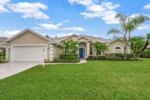 419 N Key Lime Square, Vero Beach, FL 32968 - Photo 1