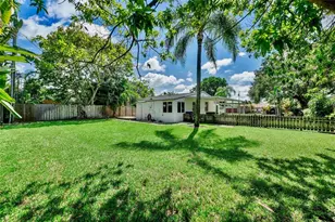 931 SW 21st Ct, Fort Lauderdale, FL 33315 - Photo 1