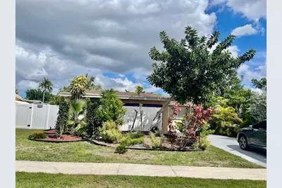 8112 NW 72 Ave, Tamarac, FL 33321 - Photo 1