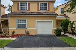 17830 SW 11th Ct, Pembroke Pines, FL 33029 - Photo 1