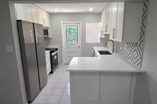 810 SE 12th St, Dania Beach, FL 33004 - Photo 1