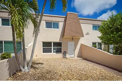 8091 NW 13th St, Unit #E, Margate, FL 33063 - Photo 1