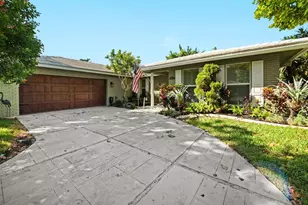 10044 Ramblewood Dr, Coral Springs, FL 33071 - Photo 1