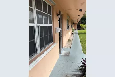 318 SW 2nd Court, Pompano Beach, FL 33060 - Photo 1