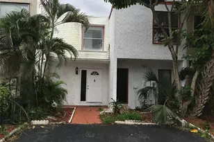 264 Sunshine Dr, Coconut Creek, FL 33066 - Photo 1