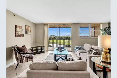 3300 W Rolling Hills Cir, Unit #705, Davie, FL 33328 - Photo 1