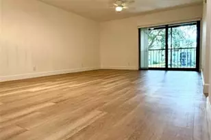 110 NW 70th St, Boca Raton, FL 33487 - Photo 1