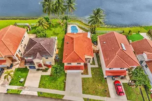 3218 W Buena Vista Dr, Margate, FL 33063 - Photo 1