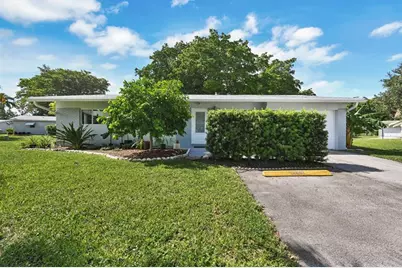 2512 SW Natura Blvd, Deerfield Beach, FL 33441 - Photo 1