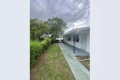 1457 W 31st Street #02, Riviera Beach, FL 33404 - Photo 1