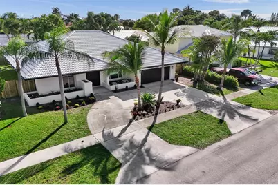 340  Oregon Ln, Boca Raton, FL 33487 - Photo 1