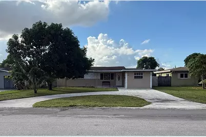 6940 SW 9th Street, Pembroke Pines, FL 33023 - Photo 1