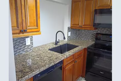 9230  Lagoon Pl, Unit #406, Davie, FL 33324 - Photo 1