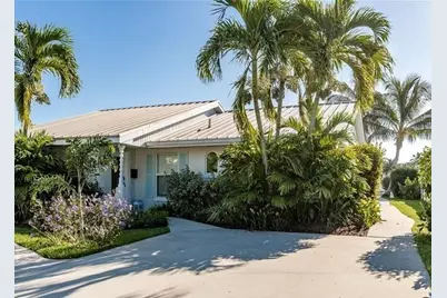 1914  Robalo Dr, Vero Beach, FL 32960 - Photo 1