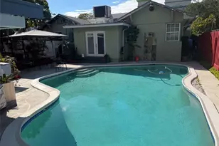 738 NE 3rd Ave, Fort Lauderdale, FL 33304 - Photo 1