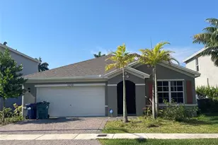 1230 NW 208th St, Miami, FL 33169 - Photo 1