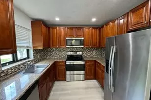 11660 NW 45th St, Coral Springs, FL 33065 - Photo 1