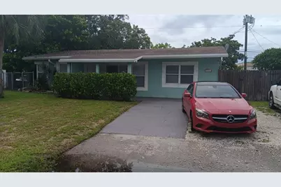 2721 NE 7th Ter, Pompano Beach, FL 33064 - Photo 1