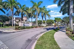 2589 NE 4th St, Homestead, FL 33033 - Photo 1