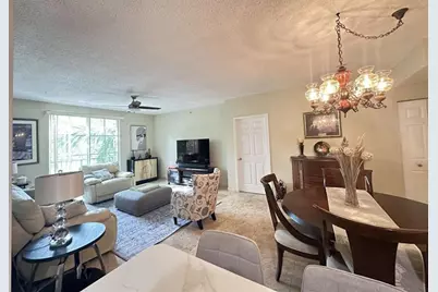 630 S Sapodilla Ave, Unit #215, West Palm Beach, FL 33401 - Photo 1