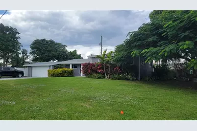 1421 SE 10th Street, Deerfield Beach, FL 33441 - Photo 1