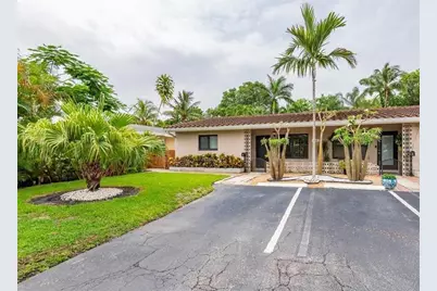 1644 NE 33rd St, Oakland Park, FL 33334 - Photo 1