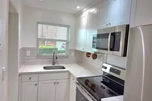 1971 SE 5th Ct, Pompano Beach, FL 33060 - Photo 1