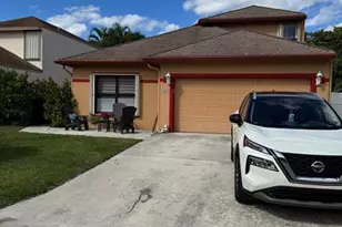 107 Azalea Cir, Boynton Beach, FL 33436 - Photo 1