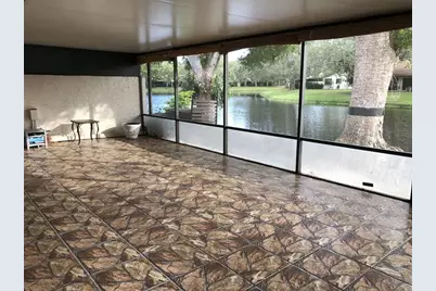 9800 NW 16th Ct, Pembroke Pines, FL 33024 - Photo 1