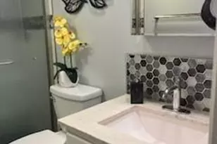 565 Oaks Ln, Pompano Beach, FL 33069 - Photo 26