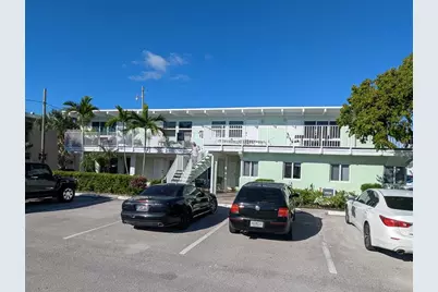 321 SE 15th Avenue #A4, Deerfield Beach, FL 33441 - Photo 1