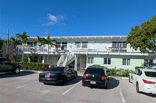 321 SE 15th Ave, Deerfield Beach, FL 33441 - Photo 1