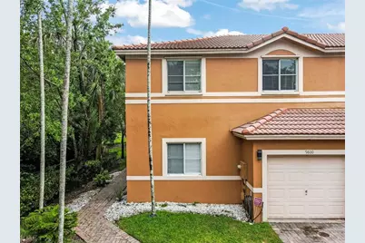 9800 NW 19th Pl, Sunrise, FL 33322 - Photo 1